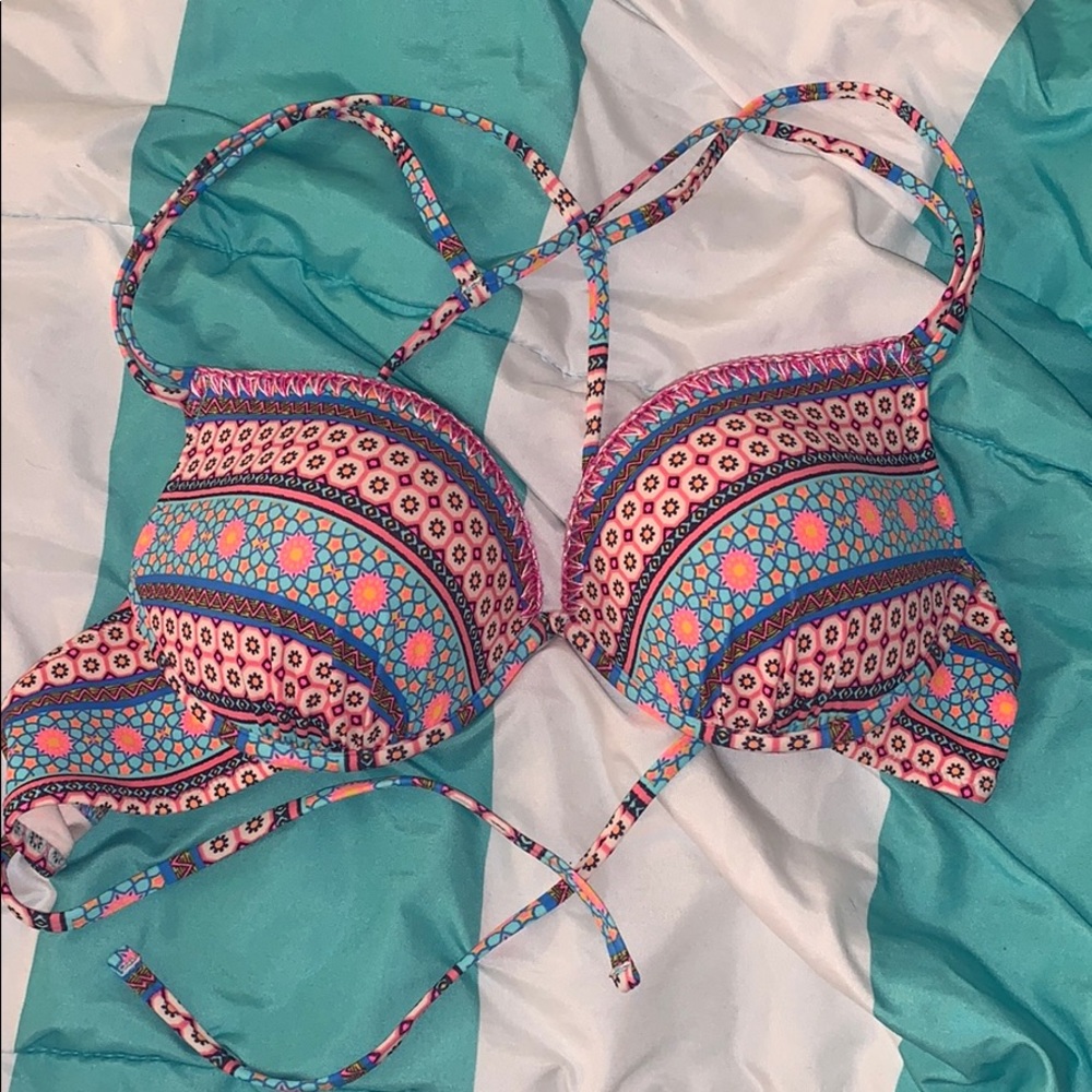 Multicolored push-up bikini top